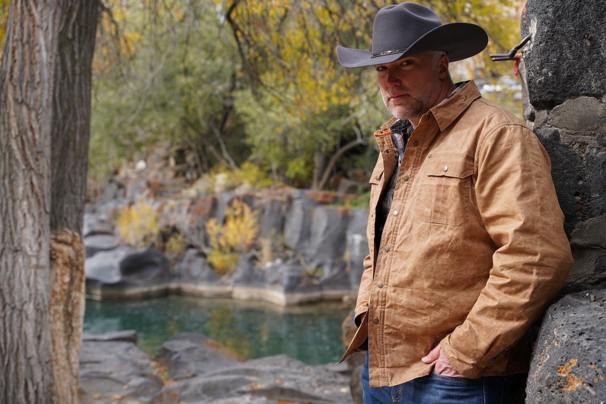 TG Sentinel | Waxed Canvas CC Jacket – Triple Gambit